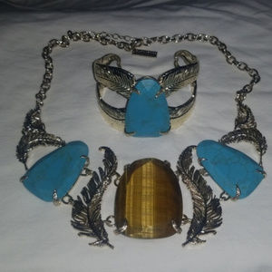 Kendra Scott set Iggy necklace Celeste bracelet